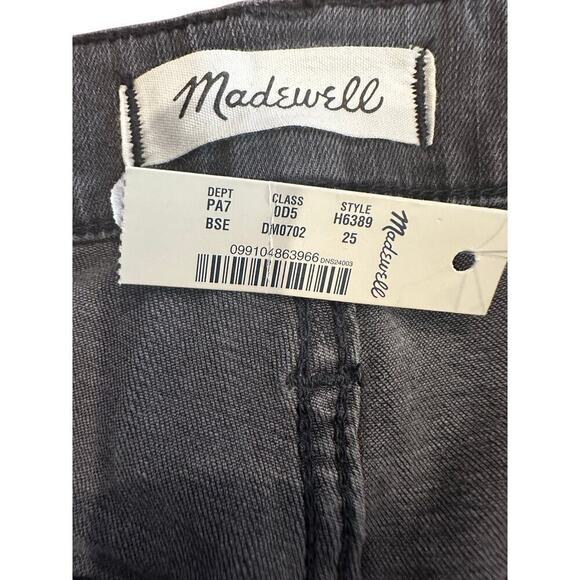 Madewell Petite Curvy High-Rise Skinny Jeans in Black Sea - Picture 10 of 10